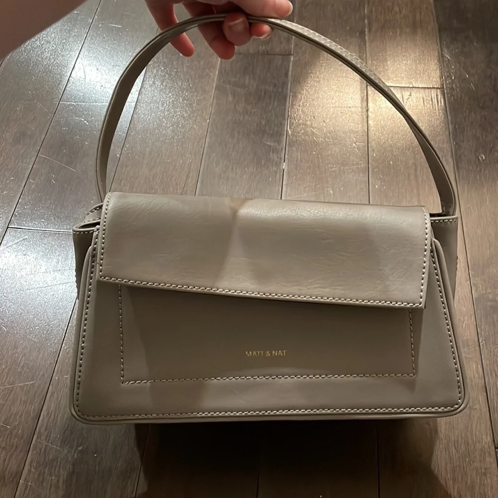 Matt & Nat Bag - Picture 2 of 4